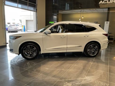 Certified 2026 Acura MDX SH-AWD w/ Advance Package image 4