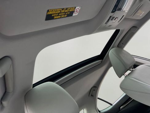 Used 2018 Lexus ES 300h 300h image 6