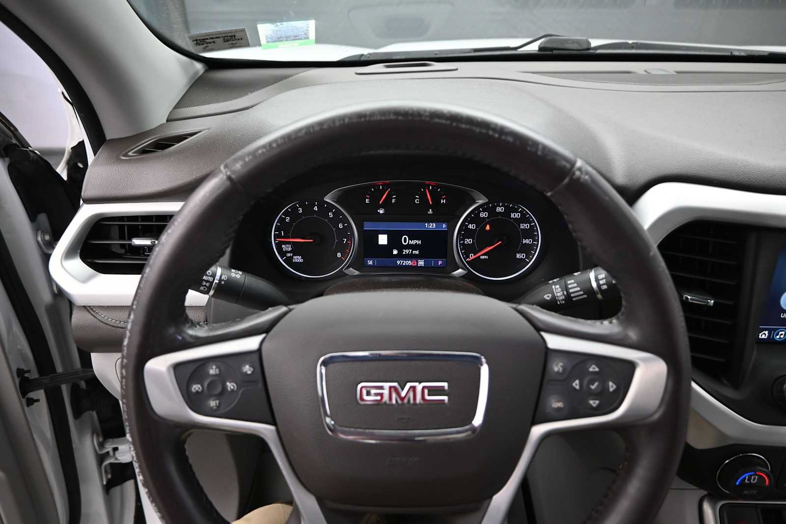 Used 2021 GMC Acadia SLT w/ LPO, Floor Liner Package AWD/4WD image 12