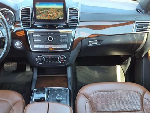 Used 2017 Mercedes-Benz GLS 450 4MATIC image 14