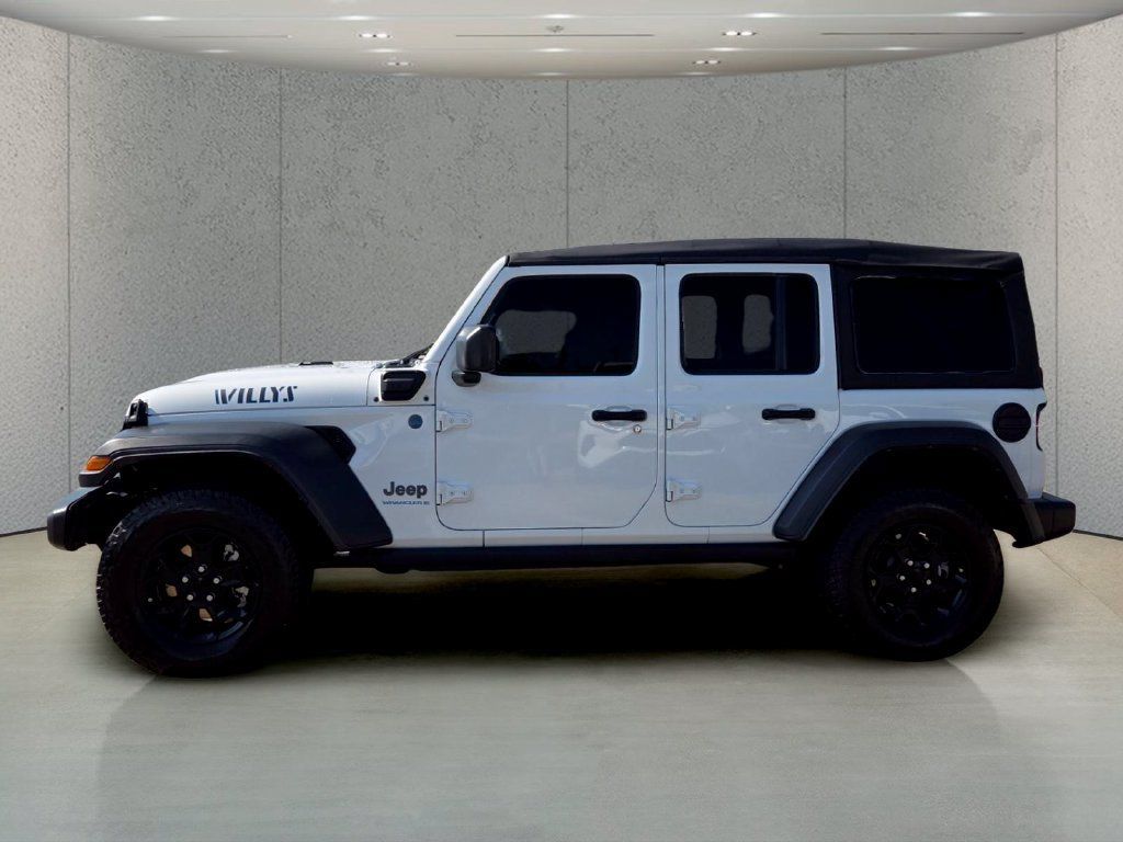 Used 2023 Jeep Wrangler Unlimited AWD/4WD image 2
