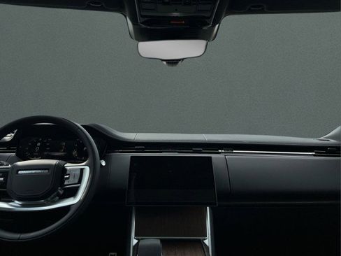New 2025 Land Rover Range Rover SE image 25