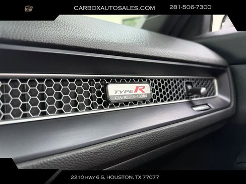 Used 2023 Honda Civic Type R image 14