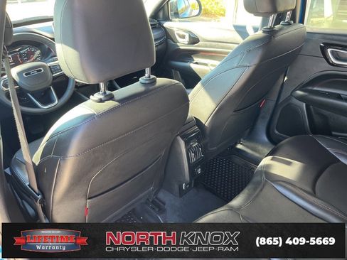 Used 2024 Jeep Compass Trailhawk image 16