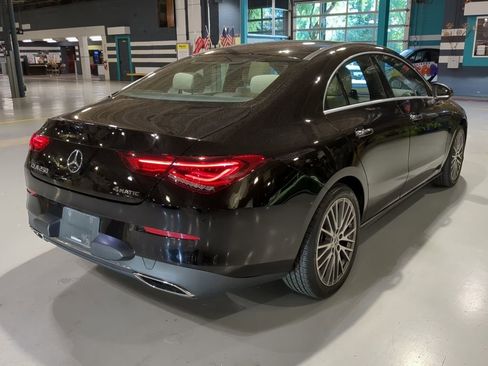 Used 2022 Mercedes-Benz CLA 250 4MATIC image 8