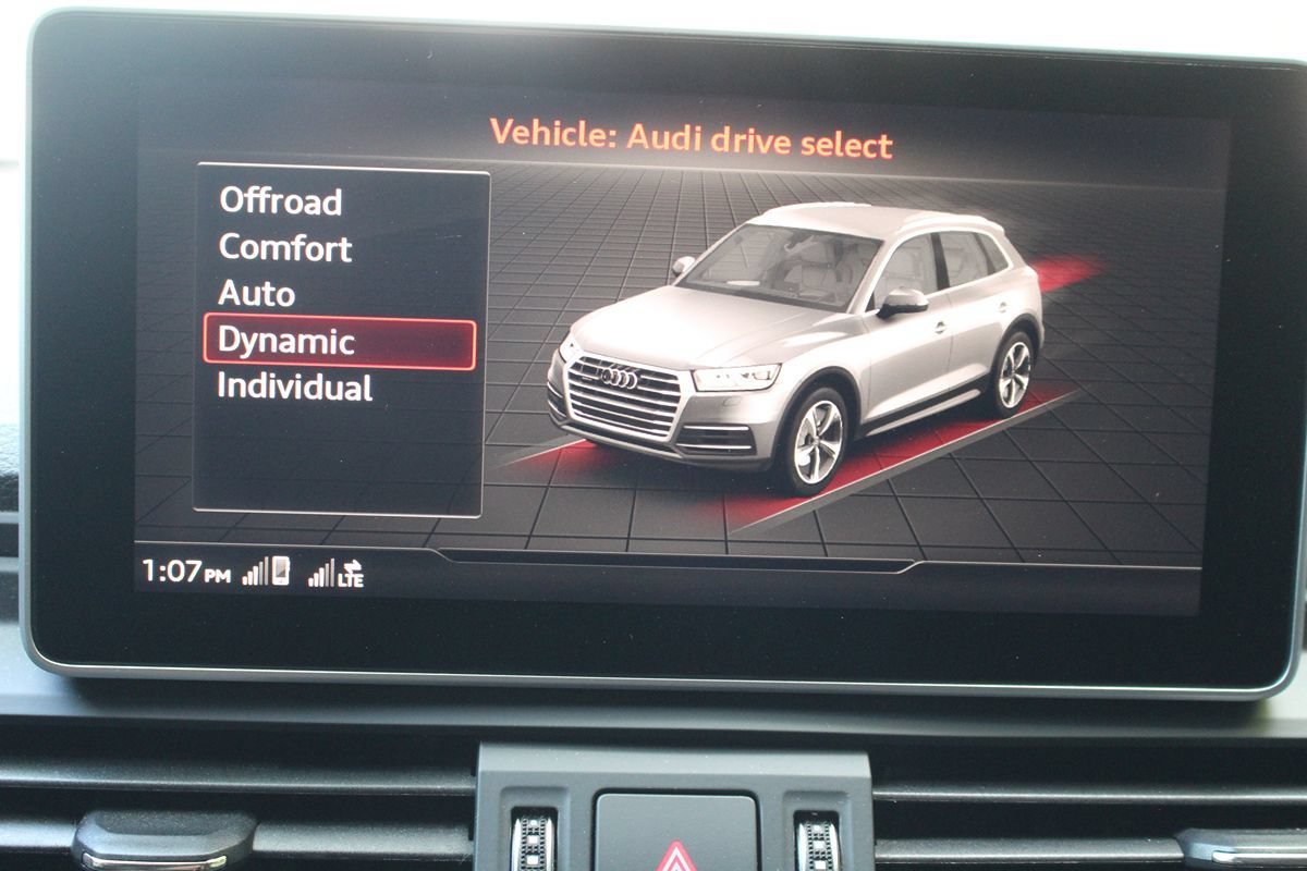 Used 2018 Audi SQ5 Prestige w/ Prestige Package AWD/4WD image 42