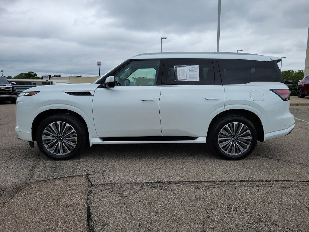 Certified 2026 INFINITI QX80 Luxe w/ Cargo Package AWD/4WD image 2