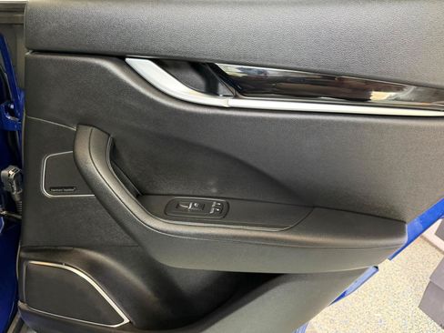 Used 2023 Maserati Levante GT AWD/4WD image 22