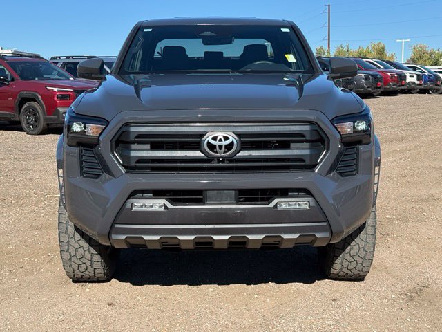 Used 2025 Toyota Tacoma SR5 AWD/4WD image 8