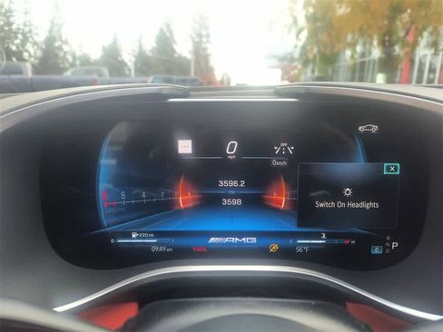 Used 2022 Mercedes-Benz SL 63 AMG 4MATIC image 15