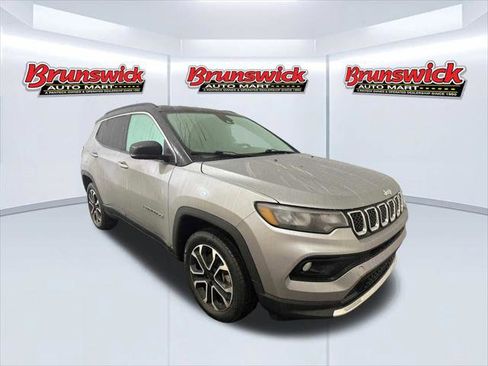 Certified 2023 Jeep Compass Limited image 10