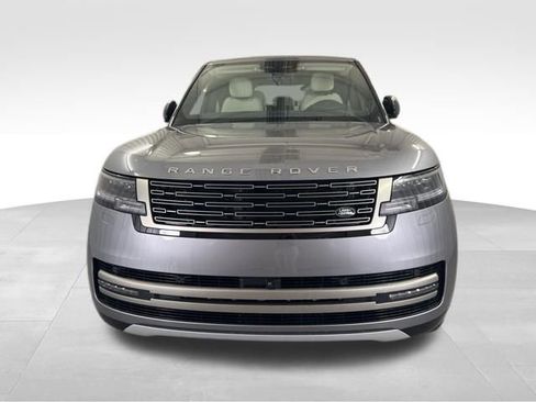 New 2026 Land Rover Range Rover SE image 2