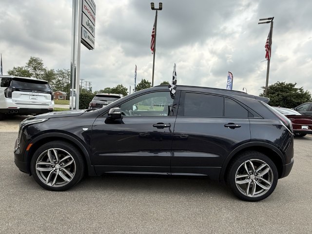 Used 2023 Cadillac XT4 Sport w/ Cold Weather Package AWD/4WD image 30