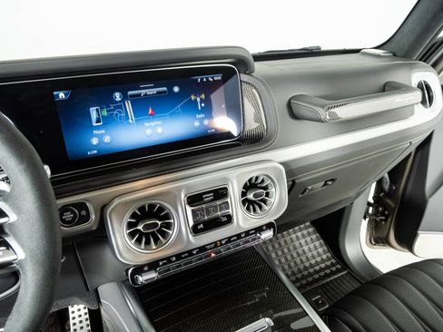 Used 2026 Mercedes-Benz G 63 AMG 4MATIC image 13