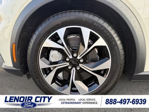 Used 2025 Ford Mustang Mach-E Select RWD image 9