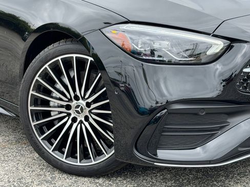 Used 2026 Mercedes-Benz C 300 4MATIC Sedan image 4