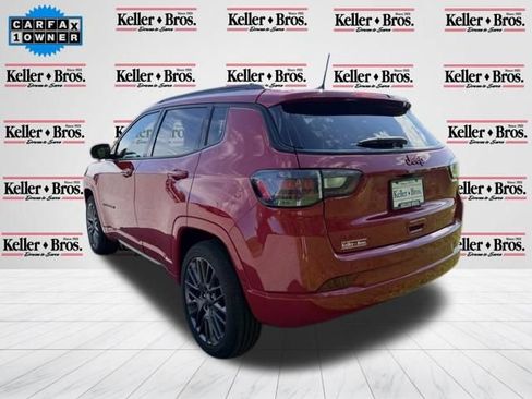 Used 2022 Jeep Compass Limited w/ (RED) Package AWD/4WD image 5