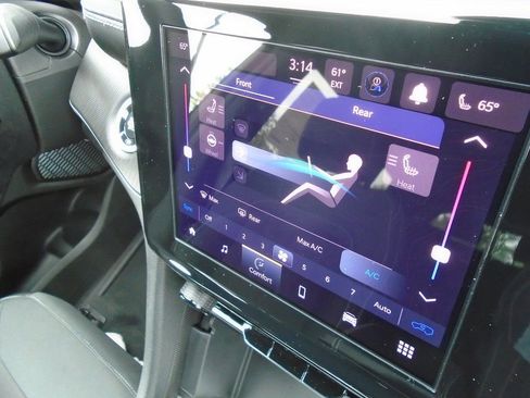 New 2025 Jeep Grand Cherokee L Laredo w/ Luxury Tech Group I image 19