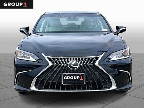 Used 2025 Lexus ES 350 w/ Premium Package image 3