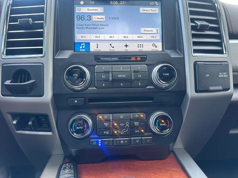 Used 2017 Ford F350 King Ranch w/ King Ranch Ultimate Package RWD image 41