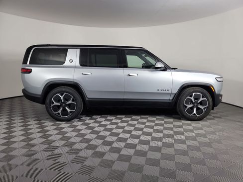 Used 2024 Rivian R1S Adventure image 6