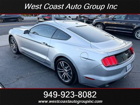 Used 2015 Ford Mustang Premium image 4
