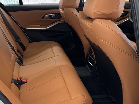 Used 2025 BMW 330i xDrive Sedan w/ Premium Package image 35