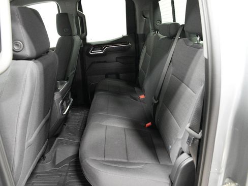 New 2025 GMC Sierra 1500 Elevation image 19