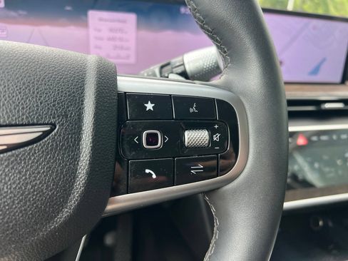Used 2025 Genesis GV80 2.5T Prestige AWD/4WD image 24