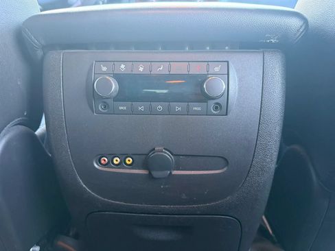 Used 2012 Chevrolet Tahoe LTZ AWD/4WD image 20