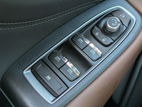 Used 2020 Subaru Outback Touring XT image 23