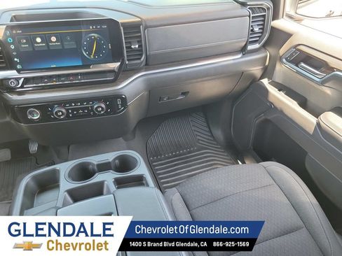 Certified 2022 Chevrolet Silverado 1500 LT AWD/4WD image 24
