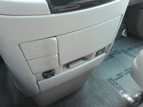 Used 2015 Honda Odyssey EX-L image 54