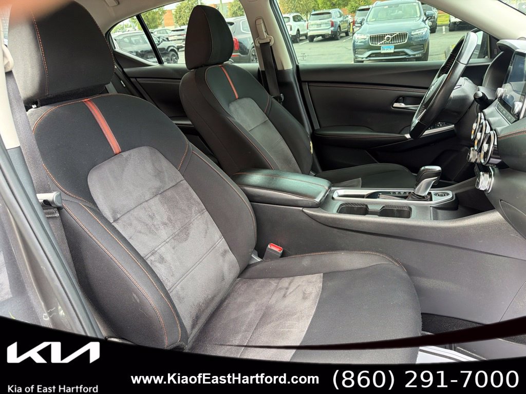 Used 2023 Nissan Sentra SR w/ Electronics Package FWD image 11