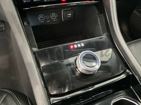 Used 2021 Jeep Grand Cherokee L Limited RWD image 13