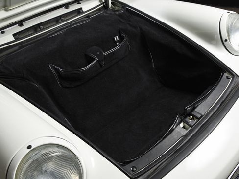 Used 1991 Porsche 911 Carrera image 29