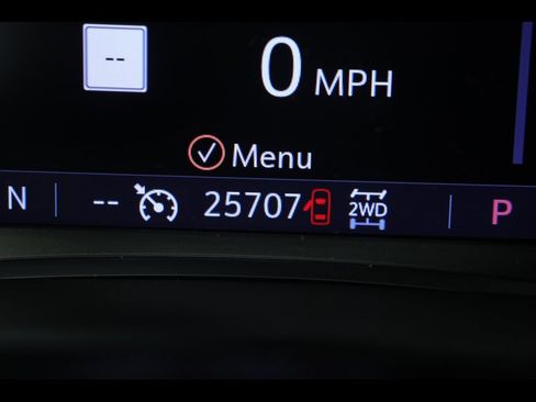 Used 2023 GMC Acadia SLE w/ Driver Convenience Package image 23