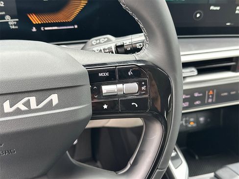 New 2026 Kia Sorento S image 22