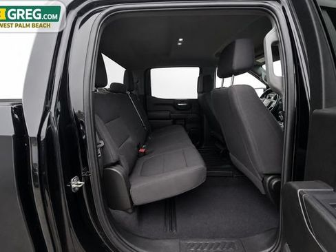 Used 2021 Chevrolet Silverado 1500 Custom w/ LPO, Blackout Package AWD/4WD image 13
