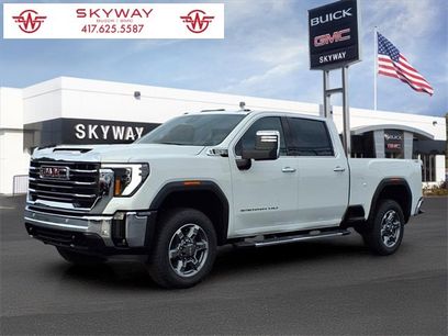 New 2025 GMC Sierra 2500 SLT w/ SLT Premium Package