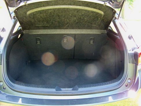 Used 2014 MAZDA MAZDA3 i Touring w/ Technology Package FWD image 13