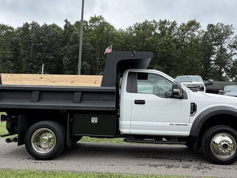 Used 2019 Ford F550 4x4 Regular Cab Super Duty image 4