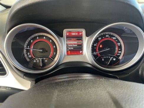 Used 2014 Dodge Journey SXT w/ Quick Order Package 22C FWD image 16