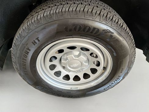 Used 2025 Chevrolet Colorado W/T w/ Advanced Trailering Package image 31