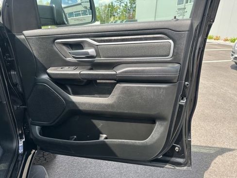Used 2020 RAM 1500 Big Horn AWD/4WD image 11