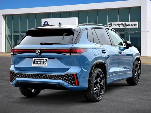 New 2026 Volkswagen Tiguan SE R-Line FWD image 8
