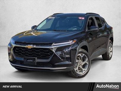 Used 2025 Chevrolet Trax LT