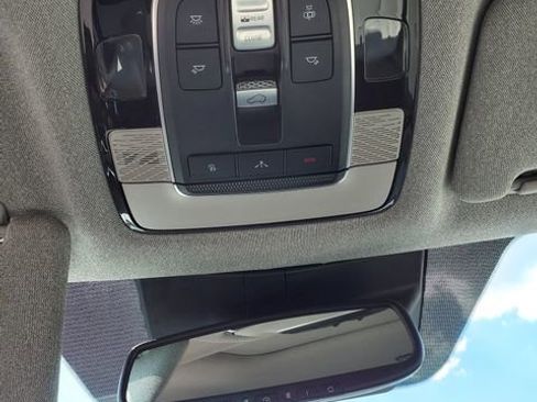 Used 2021 Hyundai Palisade Limited image 32