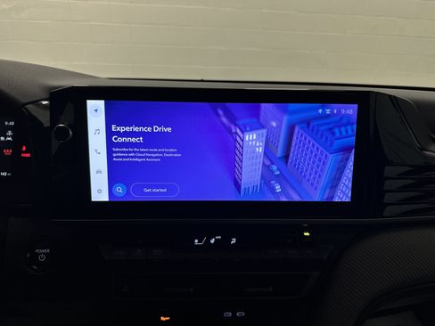 Used 2025 Toyota Camry SE image 7