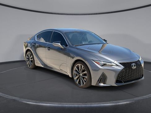 Used 2024 Lexus IS 300 F Sport RWD image 12